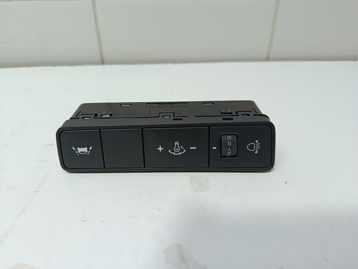 Блок кнопок Hyundai Sonata (DN8) VIII (2019– н.в.)