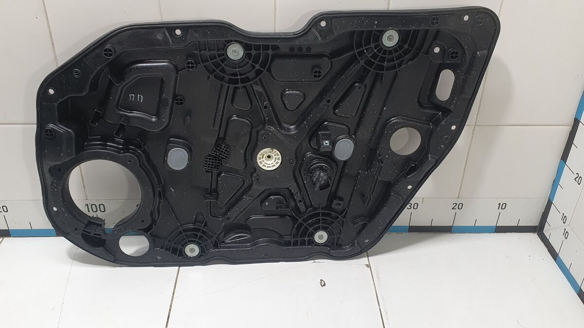 Стеклоподъемник электр. передний правый Kia Cerato IV (2018– н.в.)