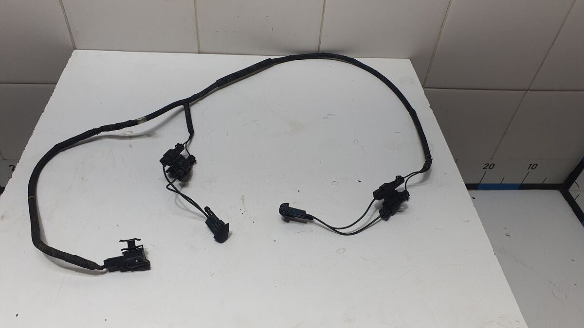 Форсунка омывателя лобового стекла Kia Cerato IV (2018– н.в.)