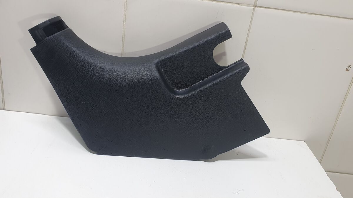 Обшивка стойки передней нижняя левая Kia Cerato IV (2018– н.в.)