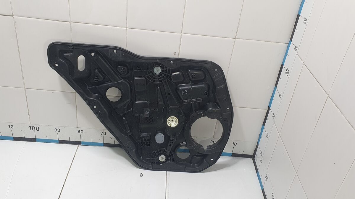 Стеклоподъемник электр. задний левый Kia Cerato IV (2018– н.в.)