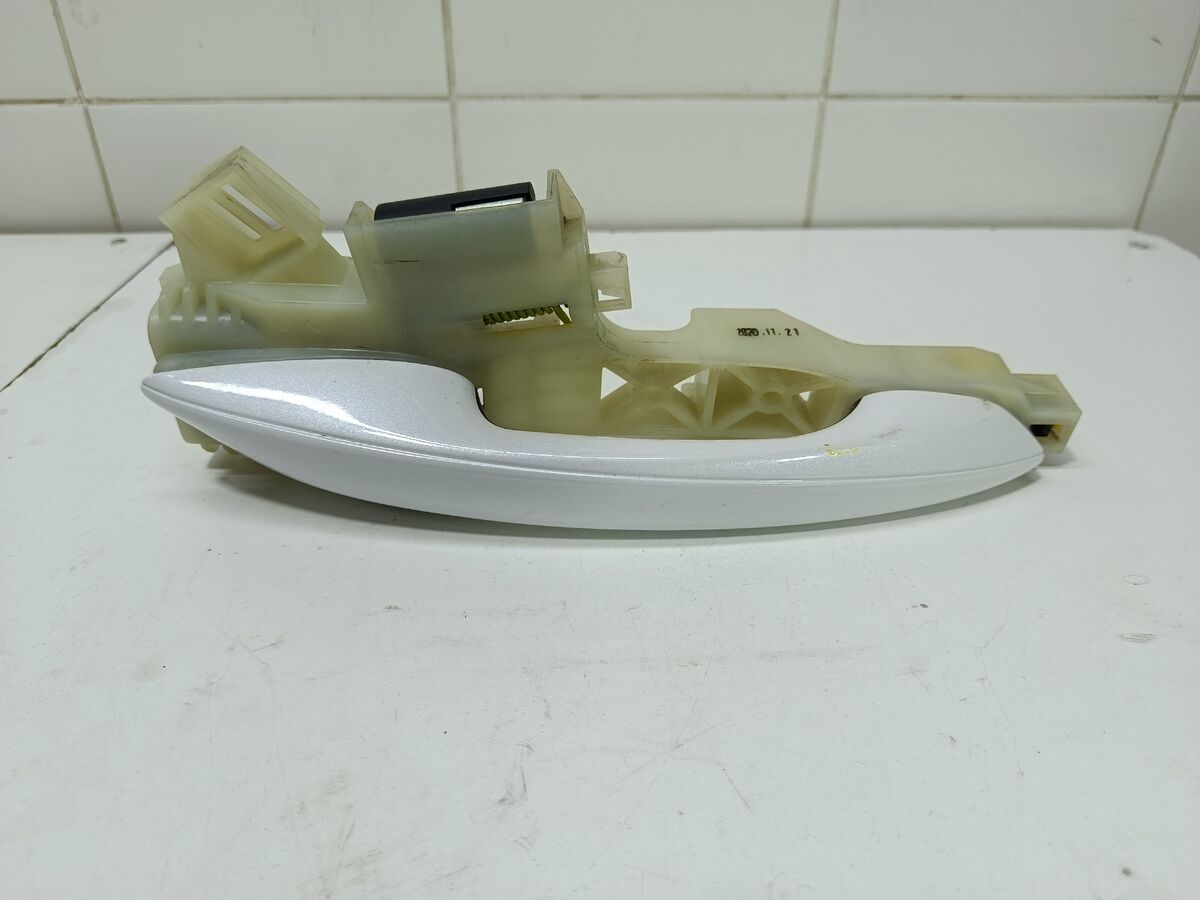 Ручка двери задней наружная правая Hyundai Sonata (DN8) VIII (2019– н.в.)