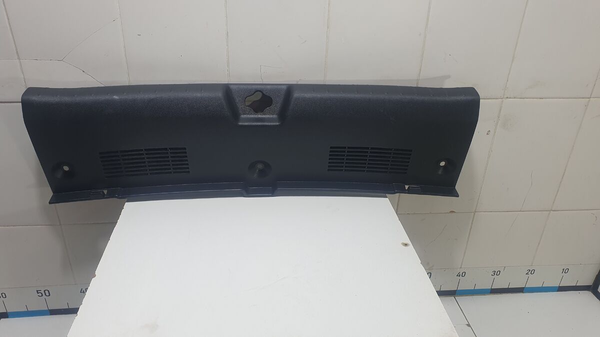 Обшивка багажника на заднюю панель Kia Cerato IV (2018– н.в.)