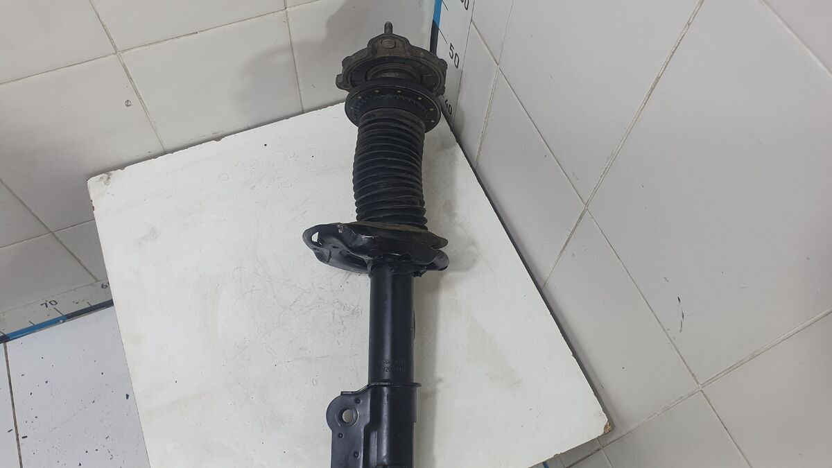 Амортизатор передний левый Kia Cerato IV (2018– н.в.)