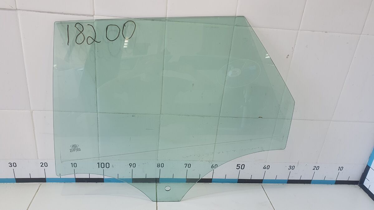 Стекло двери задней левой Ford Mondeo (4) IV (2007–2014)