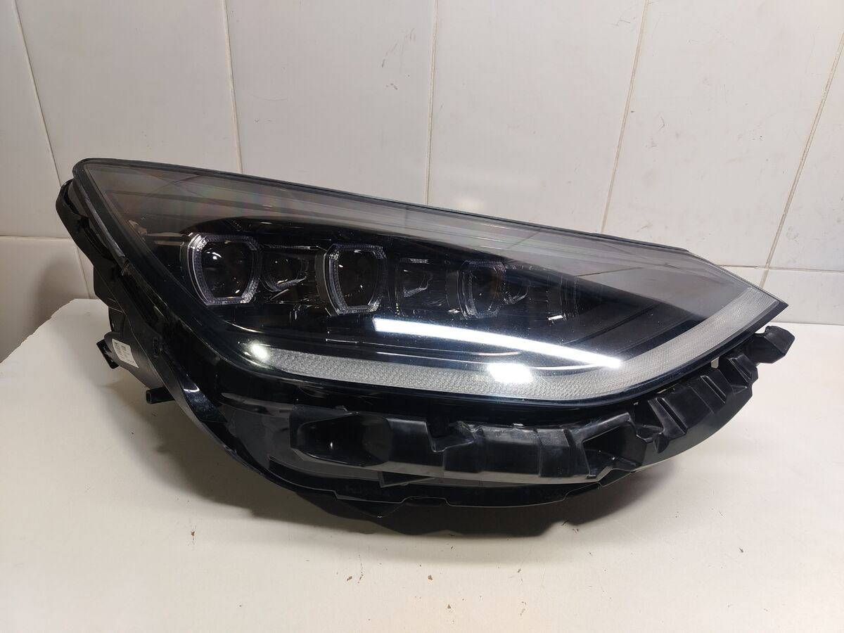 Фара правая Hyundai Sonata (DN8) VIII (2019– н.в.)