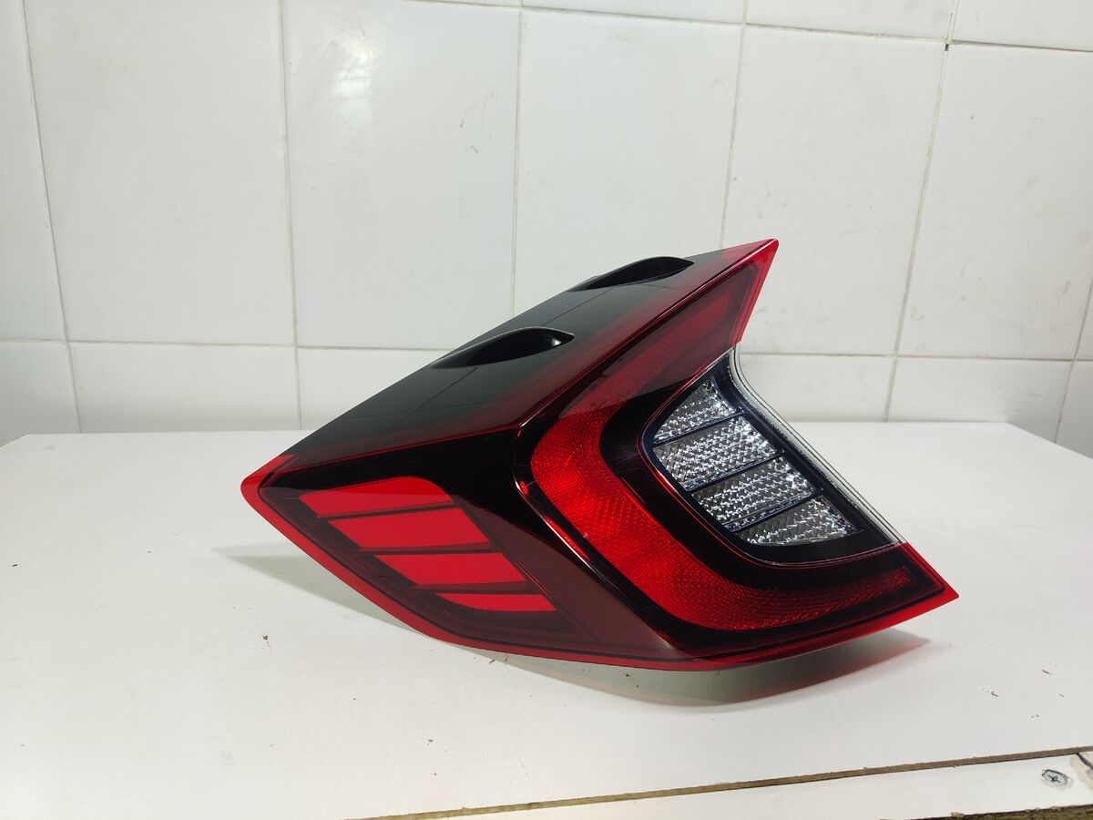 Фонарь задний наружный левый Hyundai Sonata (DN8) VIII (2019– н.в.)