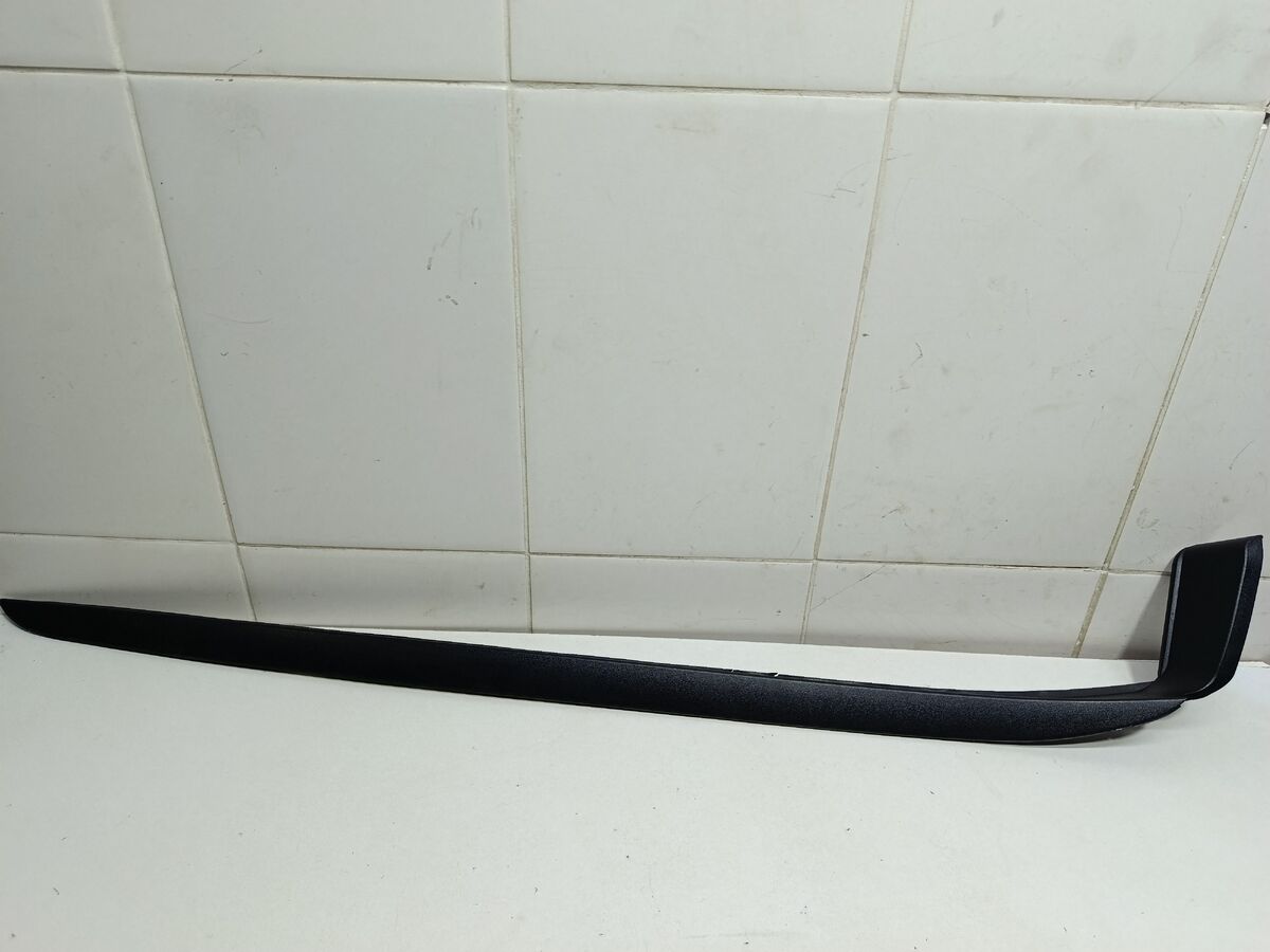 Молдинг лобового стекла правый Hyundai Sonata (DN8) VIII (2019– н.в.)