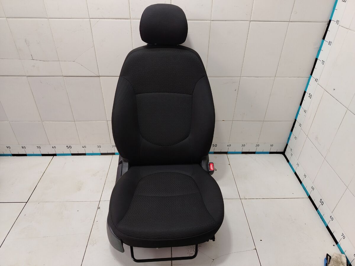 Сиденье переднее правое Kia Rio (QB) III (2011–2017)