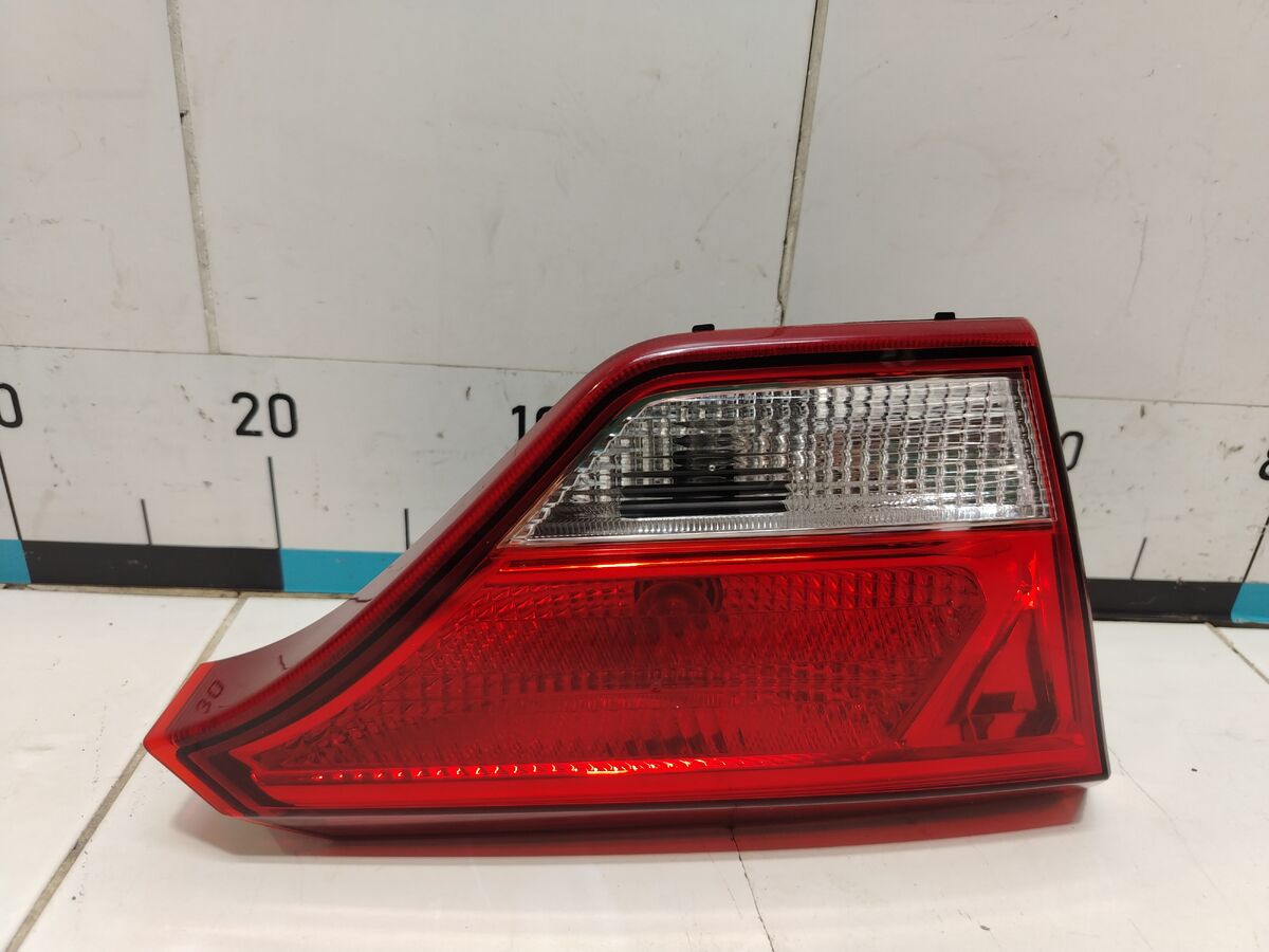 Фонарь задний внутренний левый Kia Rio (FB) IV (2017– 2020)