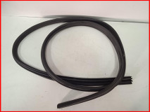 Уплотнитель двери Ford Focus 3 2011-2015 оригинал (1750006)