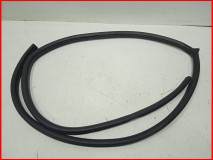 Уплотнитель двери задней левой Nissan Almera G15 2012-2018 оригинал (82831EW800)