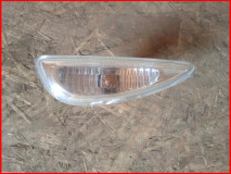 Повторитель на крыло правый Hyundai Solaris 1 2010-2014 оригинал (923041R000)