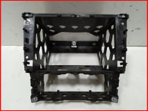 Рамка магнитолы Volkswagen Polo хэтчбэк 2009-2017 оригинал (6R0858005C)