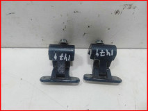 Петля двери багажника Volkswagen Golf Plus 2005-2014 оригинал (5M0827301)