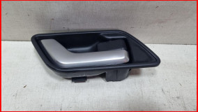 Ручка двери задней внутренняя правая Land Rover Freelander 2 2006-2010 оригинал (LR002713)