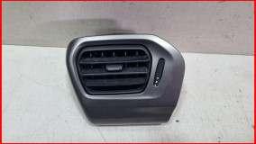 Дефлектор воздушный Peugeot 301 2012-2016 оригинал (96764765ZD)