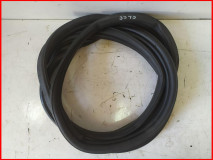 Уплотнитель багажника Land Rover Discovery 3 2004-2009 оригинал (BHK780020)