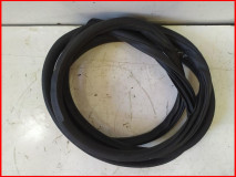 Уплотнитель двери передней левой Nissan Almera G15 2012-2018 оригинал (80831EW800)