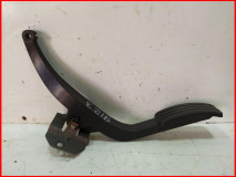 Педаль газа Nissan Almera G15 2012-2018 МКПП оригинал (180024AA0A)