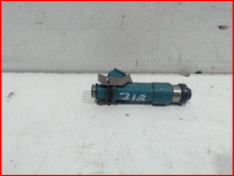 Форсунка топливная Mazda 3 BL 2011-2013 оригинал (Z68113250)