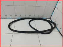 Уплотнитель двери задний Skoda Octavia A5 2008-2013 оригинал (1Z5867367L)