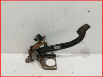 Педаль тормоза Hyundai Solaris 1 2010-2014 МКПП оригинал (328001R100)