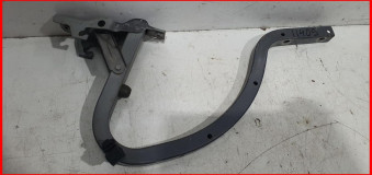 Петля крышки багажника левая Kia Rio 3 2011-2015 оригинал (792104Y000)