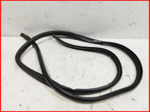 Уплотнитель двери пер. правой Hyundai Solaris 1 2010-2014 оригинал (821204L000)