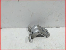 Петля двери правая передняя верхняя Nissan Almera G15 2012-2018 оригинал (82421ED00B)