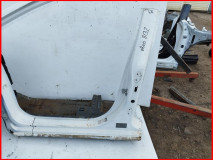 Порог со стойкой левый Chevrolet Aveo Т300 оригинал 2011-2015 седан (95371067)