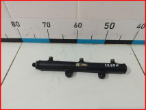 Топливная рампа Land Rover Discovery 3 2004-2009 2.7TD оригинал (1369552)