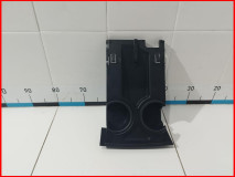 Подстаканник задний Land Rover Discovery 3 2004-2009 оригинал (FJI500032PVJ)