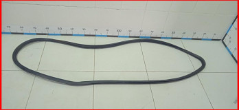 Уплотнитель двери передний Skoda Octavia A5 2008-2013 оригинал (1Z0867365J)