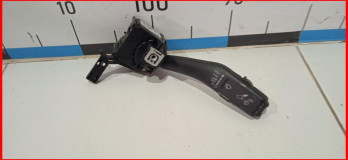 Переключатель стеклоочистителей Skoda Octavia A5 2008-2013 оригинал (1K0953519L)