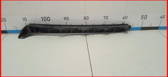 Направляющая заднего бампера правая Skoda Octavia A5 2008-2013 оригинал (1Z5807864)