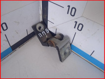 Петля двери Skoda Octavia A5 2008-2013 оригинал (6Y0833402C)