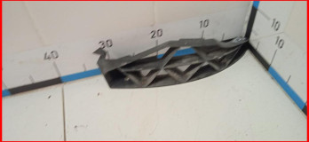 Направляющая заднего бампера левая Skoda Octavia A5 2008-2013 оригинал (1z5807393)