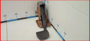 Педаль тормоза Skoda Octavia A5 2008-2013 оригинал (1K1723142F)