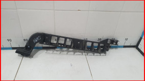 Направляющая заднего бампера правая Skoda Octavia A7 2013-2017 оригинал (5E5807864)