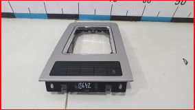 Накладка декоративная Skoda Octavia A7 2013-2017 оригинал (5E18632129B)