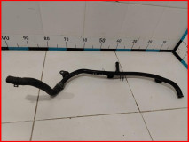 Трубка системы охлаждения Skoda Octavia A7 2013-2017 оригинал (04E121070AC)