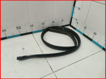 Уплотнитель на порог правый Volkswagen Tiguan 2 2016-2020 оригинал (5NA837120A)