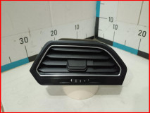 Дефлектор воздушный правый Volkswagen Tiguan 2 2016-2020 оригинал (5NB819704EVO)