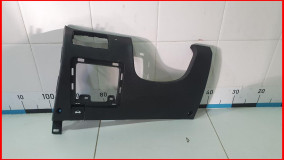 Накладка под рулевую колонку Hyundai Solaris 1 2010-2014 оригинал (847501R000RY)