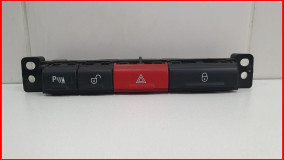 Кнопка аварийной сигнализации Land Rover Freelander 2 2006-2010 оригинал (LR006539)