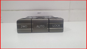 Кнопка блокировки дифференциала Nissan X-Trail 2000-2007 оригинал (255358H700)