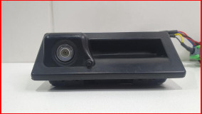 Камера заднего вида Volkswagen Tiguan 2 2016-2020 оригинал (5NA827566D)