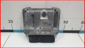 Блок управления двигателем Skoda Superb 2 2008-2013 1.9BXE оригинал (03G906021QM)