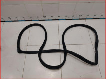 Уплотнитель проема двери передний правый Kia Carnival 3 оригинал 2014-2021 (82120A9000)